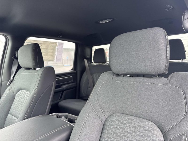 New 2026 RAM 1500 Big Horn Crew Cab 4x2 5'7' Box
