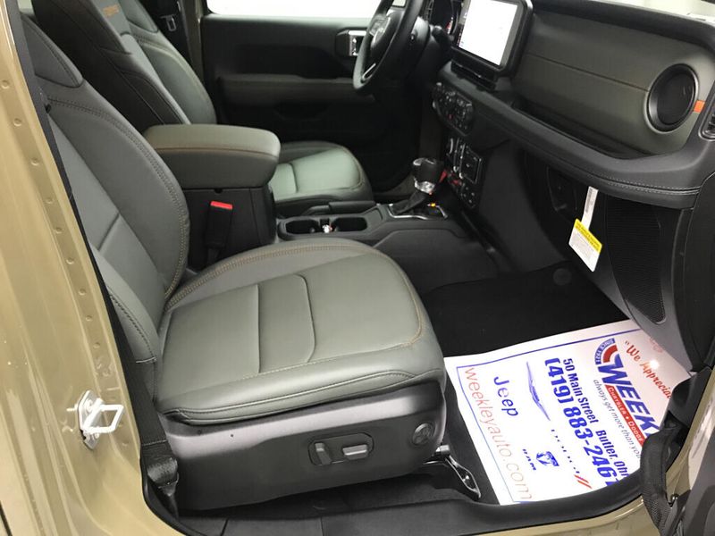 New 2026 Jeep Gladiator Mojave X 4x4Image 16