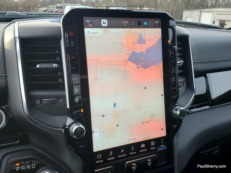 New 2026 RAM 1500 Laramie Crew Cab 4x4 5'7' Box