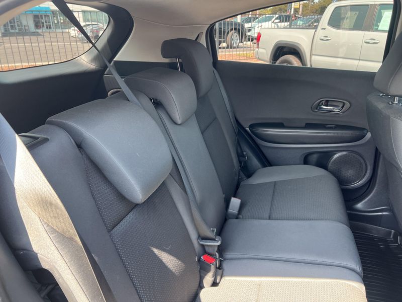 Used 2020 Honda HR-V LXImage 23