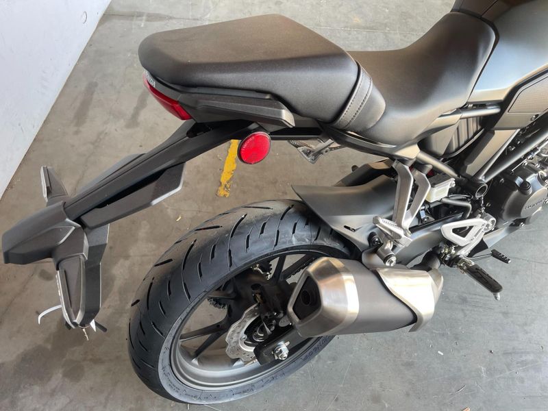 New 2025 Honda CB300R ABS Image 19