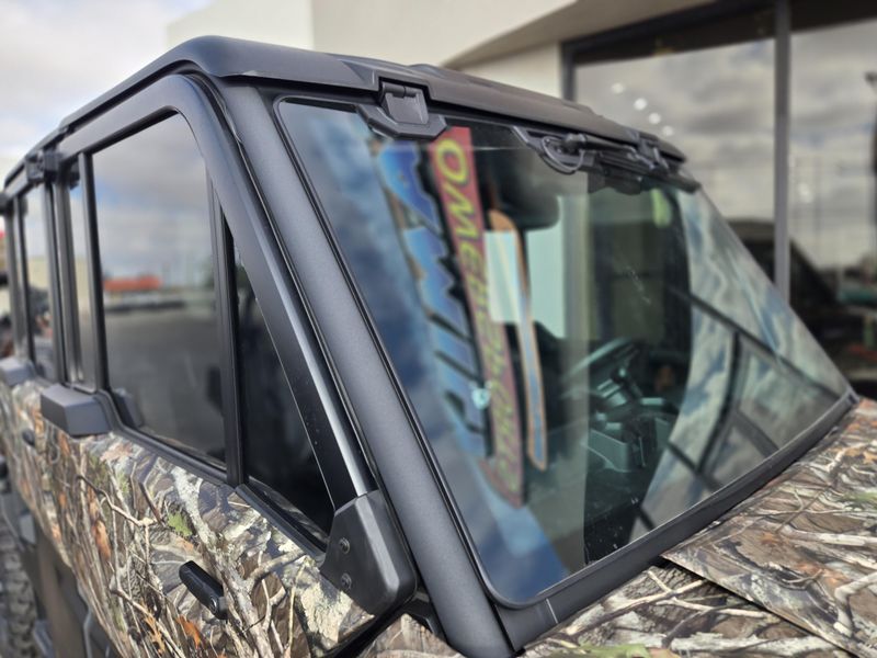NEW 2026 CAN-AM DEFENDER MAX LIMITED CAB HD11 Image 5