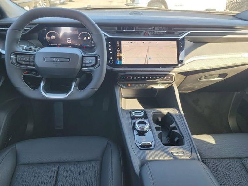 New 2026 Jeep Cherokee Overland 4x4