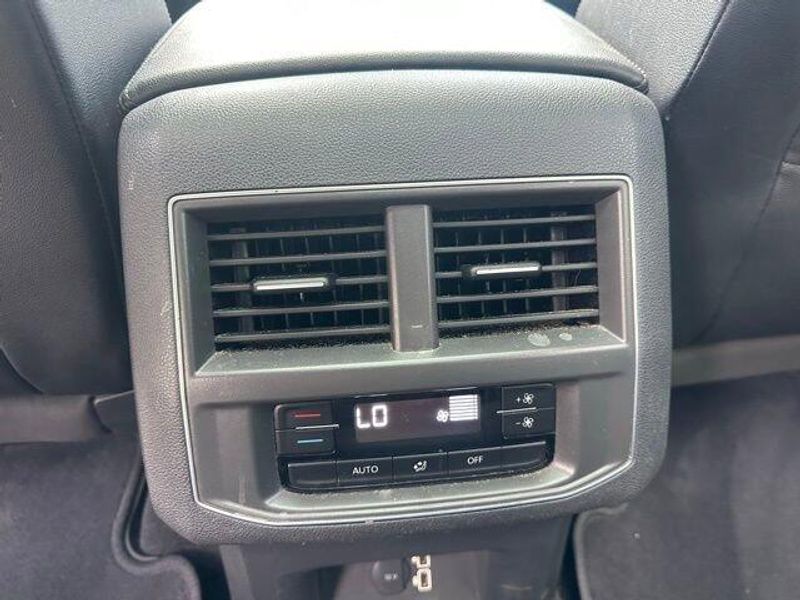 2019 Volkswagen Atlas 2.0T SE w/Technology