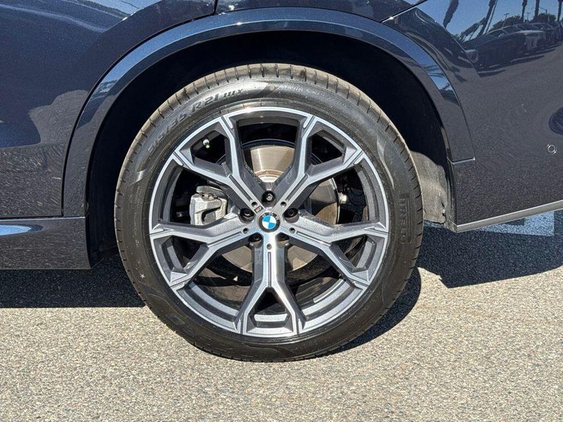 Used 2024 BMW X5 xDrive40iImage 14