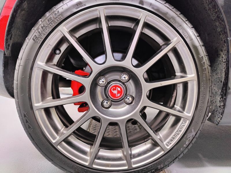 Used 2013 Fiat 500 Abarth w/SunroofImage 7