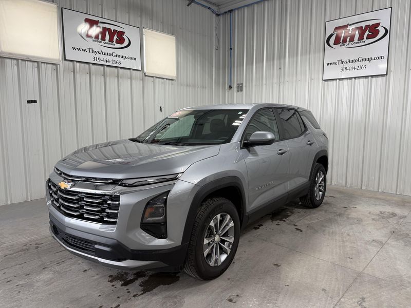 Used 2025 Chevrolet Equinox AWD LTImage 14