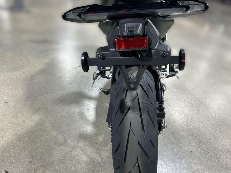 New 2025 CFMOTO 675SS Image 19