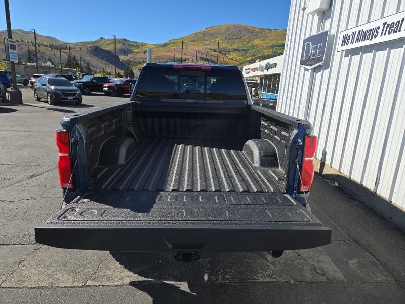 2026 Chevrolet Silverado LT photo 4