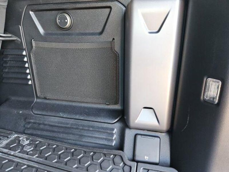 Used 2024 Land Rover Defender V8