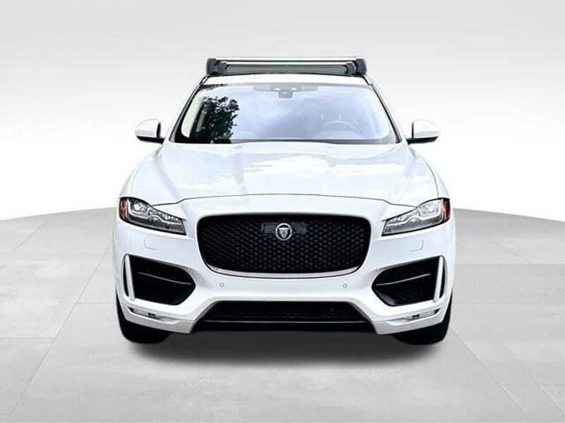 2017 Jaguar F-PACE 35t R-Sport