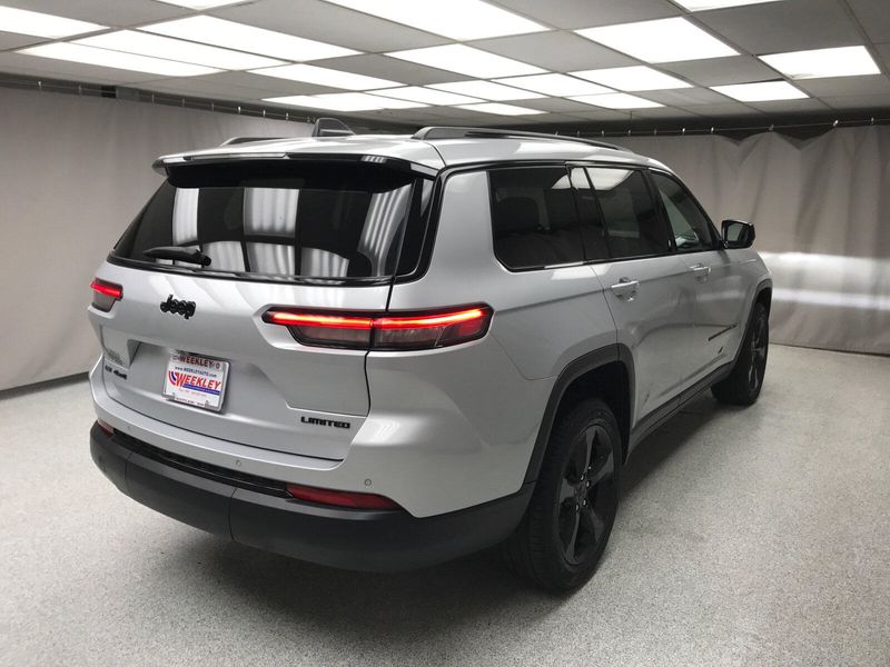 2023 Jeep Grand Cherokee L LimitedImage 19