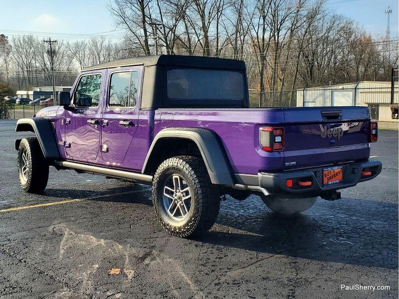 New 2026 Jeep Gladiator Mojave 4x4