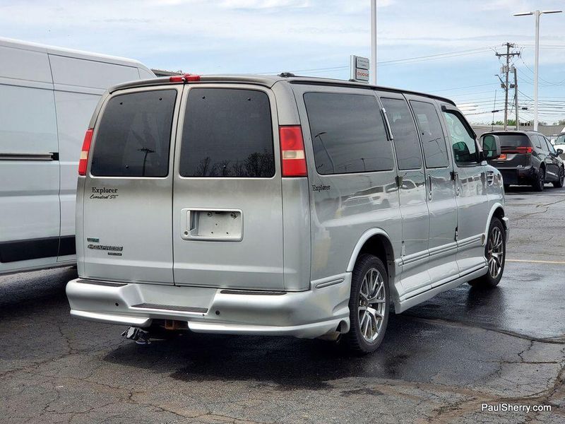2011 Chevrolet Express 1500 Image 3