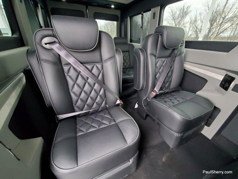 New 2024 RAM Promaster 3500 Slt+ Window Van High Roof 159
