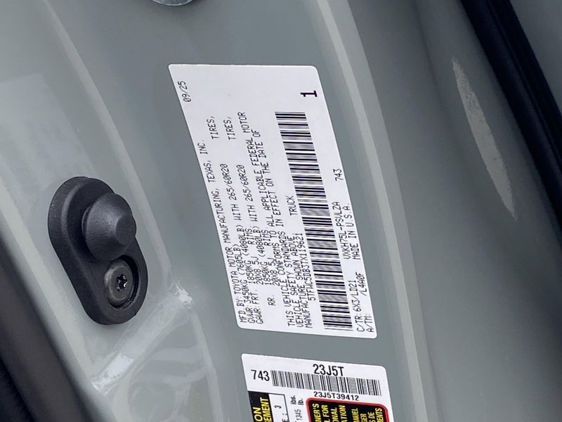 New 2026 Toyota Tundra Limited HybridImage 20