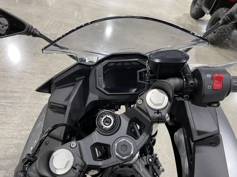 2025 Kawasaki NINJA 500 ABS Image 13