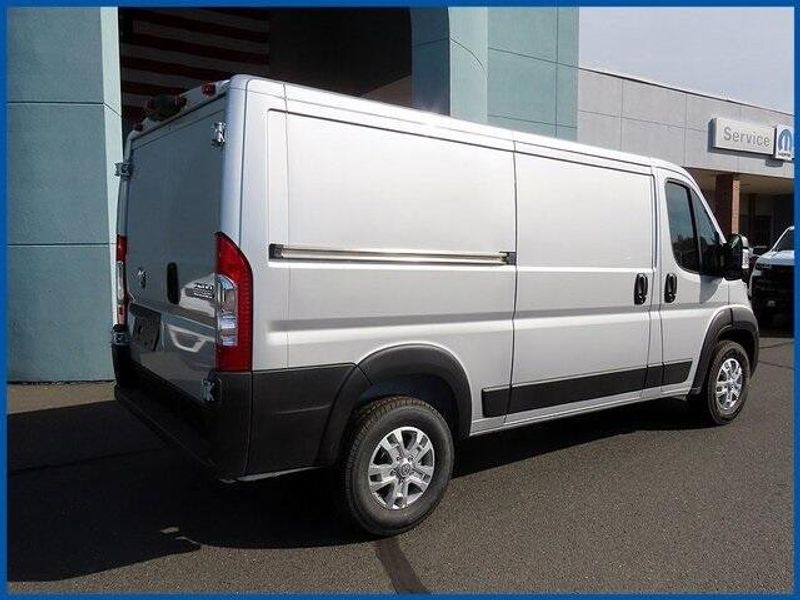 2025 RAM ProMaster BaseImage 7