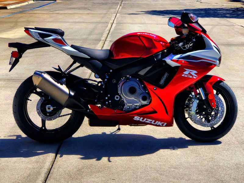 New 2027 Suzuki GSX-R600 Image 18
