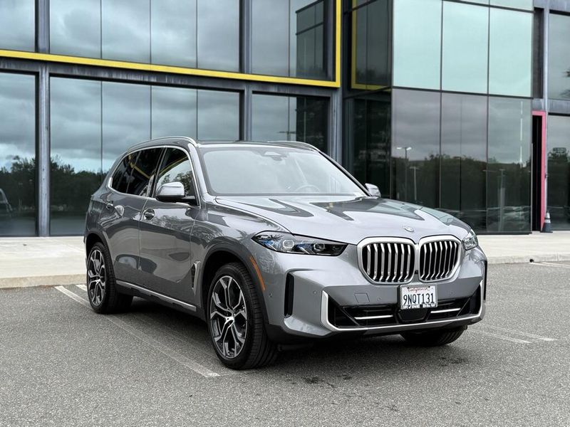 2025 BMW X5 sDrive40iImage 4