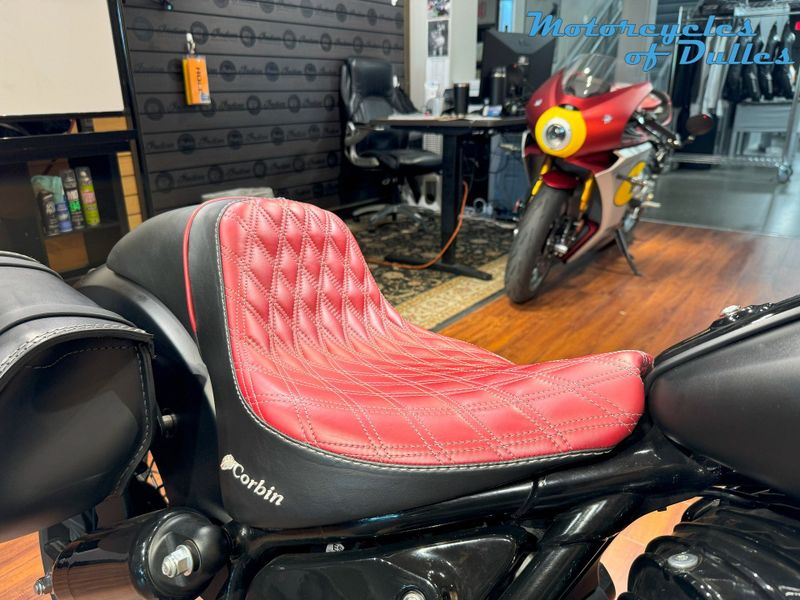 2022 Indian Motorcycle Chief Bobber Dark Horse Image 10