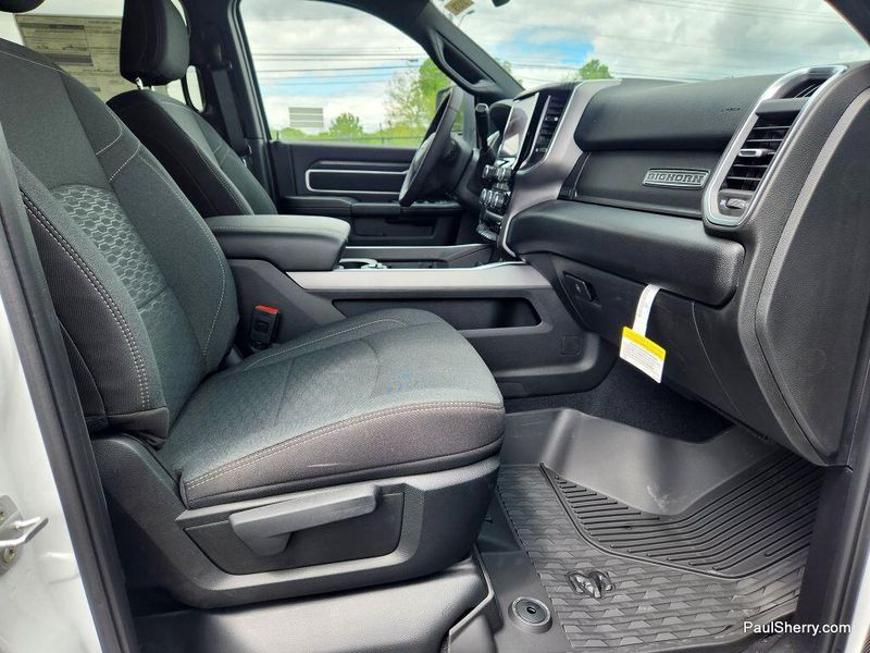 New 2025 RAM 2500 Big Horn Crew Cab 4x4 6'4' Box