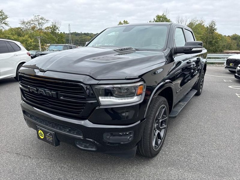 2019 RAM 1500 LaramieImage 4