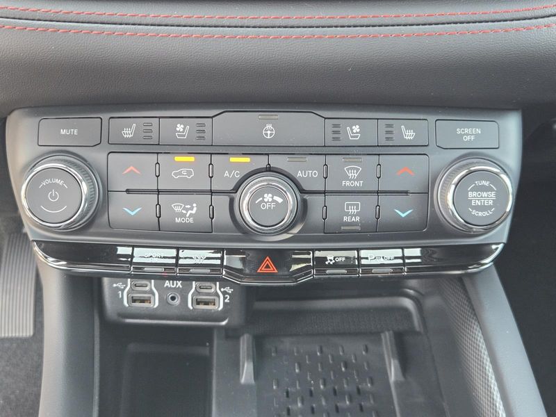 New 2026 Dodge Durango Gt Plus Awd Hemi V8
