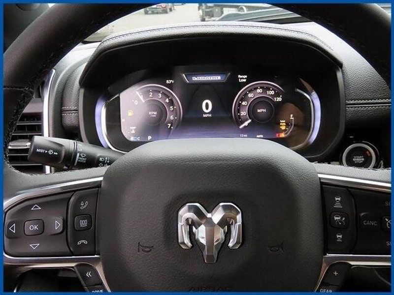 2025 RAM 1500 LaramieImage 14