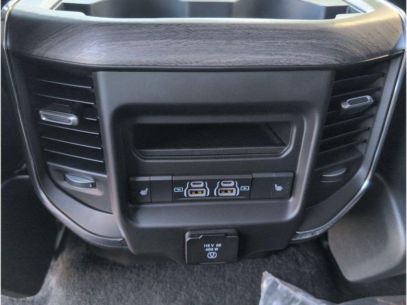 New 2025 RAM 1500 Laramie Crew Cab 4x4 5