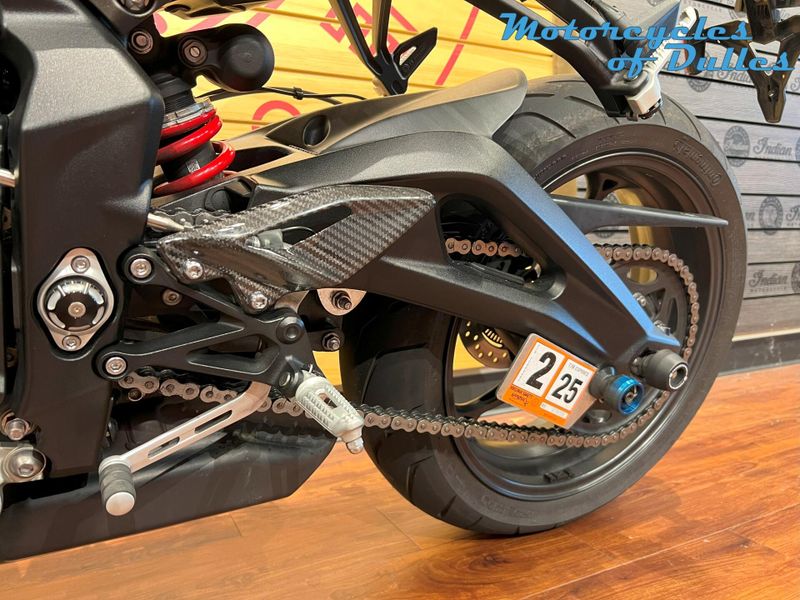 2024 Triumph Street Triple 765 R Image 31