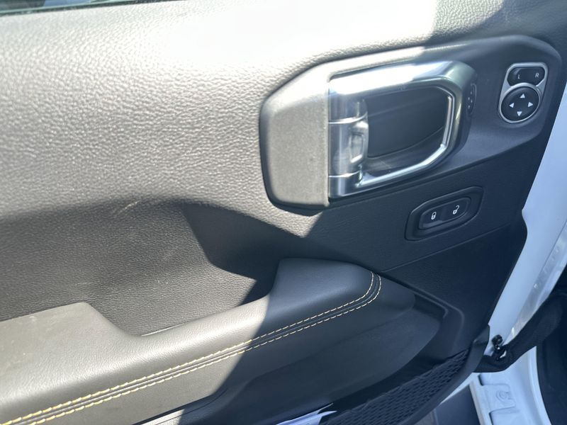 New 2025 Jeep Wrangler 4-door Rubicon 392Image 18