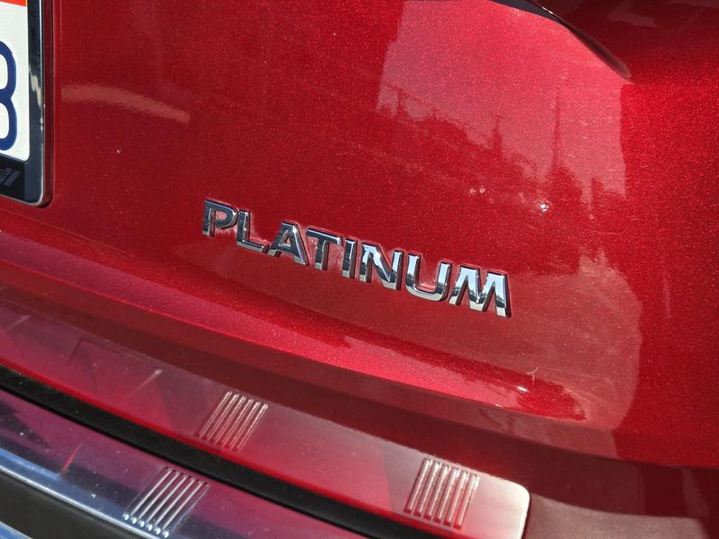 Used 2022 Nissan Rogue FWD Platinum