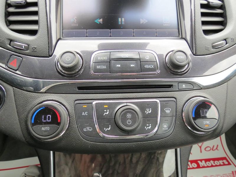 2015 Chevrolet Impala LTZ 4dr Sedan w/2LZImage 20