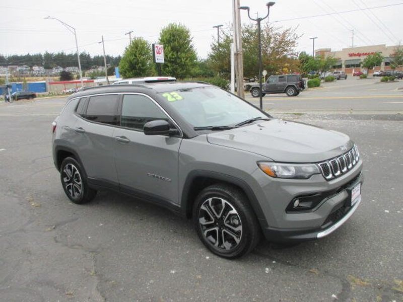 Used 2023 Jeep Compass LimitedImage 5