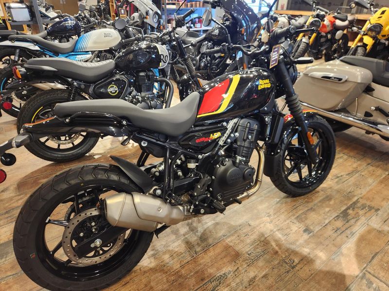 New 2026 Royal Enfield Guerrilla 450 Playa Black Image 1