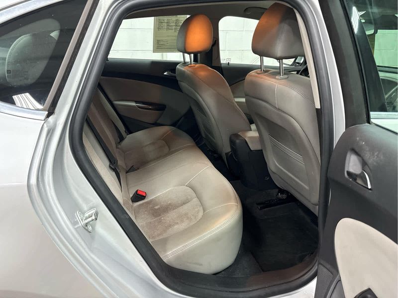 2013 Buick Verano photo 29