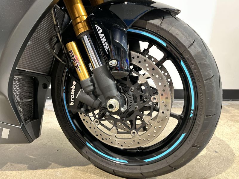 Used 2024 Suzuki GSX-R1000R CA Image 10