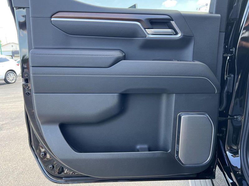 2026 Gmc Sierra 1500 Denali photo 13