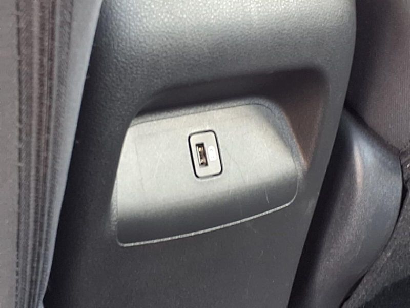 2022 Nissan Sentra SV photo 18