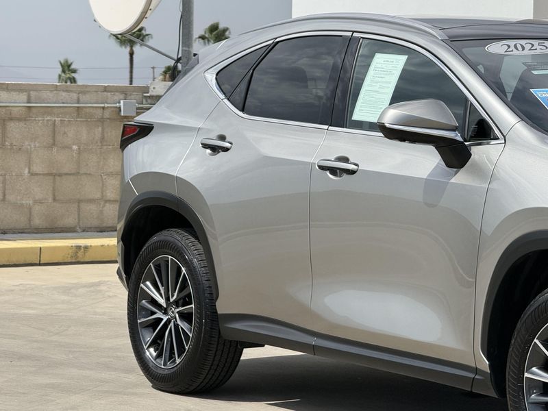 Used 2025 Lexus NX 350h LuxuryImage 5