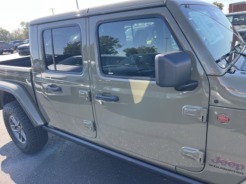 New 2025 Jeep Gladiator Mojave X 4x4Image 5