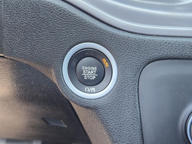 Used 2023 Dodge Charger SXT RWD