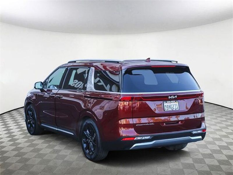 2022 Kia Carnival SX PrestigeImage 8
