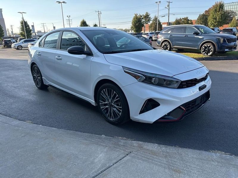 2023 Kia Forte GT-Line photo 4
