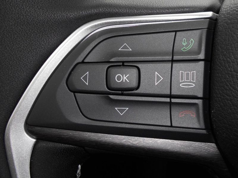 2025 Jeep Grand Cherokee Limited 4x4Image 24