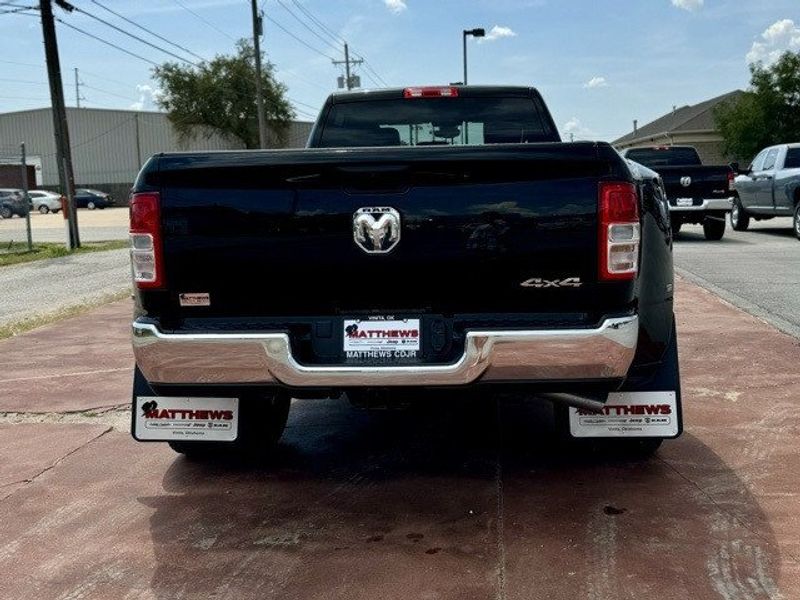 2024 RAM 3500 Tradesman Crew Cab 4x4 8