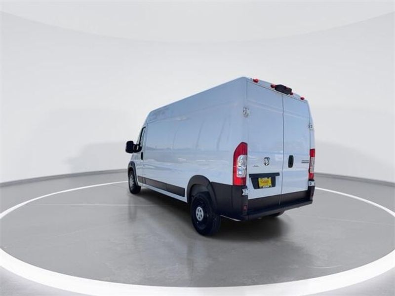 2023 RAM ProMaster 2500 High RoofImage 6