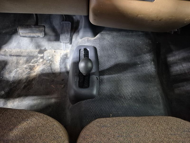 2000 Chevrolet Silverado 1500 Image 28