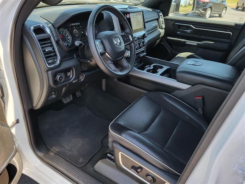 2024 RAM 1500 LaramieImage 26